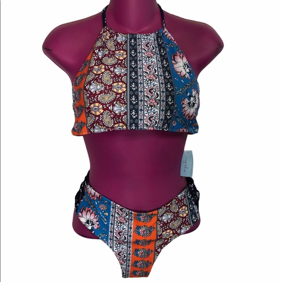 Cupshe Other - Cupshie calico halter top bikini